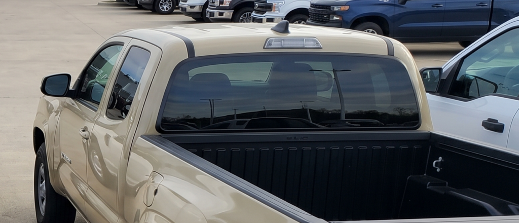Fixed Factory Window Vs. Breezer Window - Why A Breezer Upgrade Is Worth It
